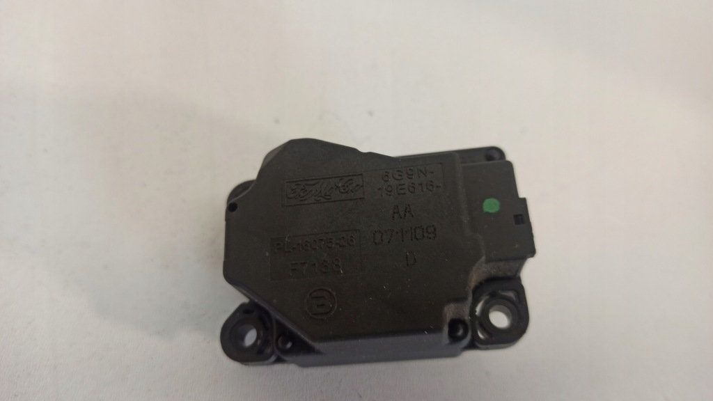 фото №1, Моторчик обдув отопителя volvo v70 iii s80 ii