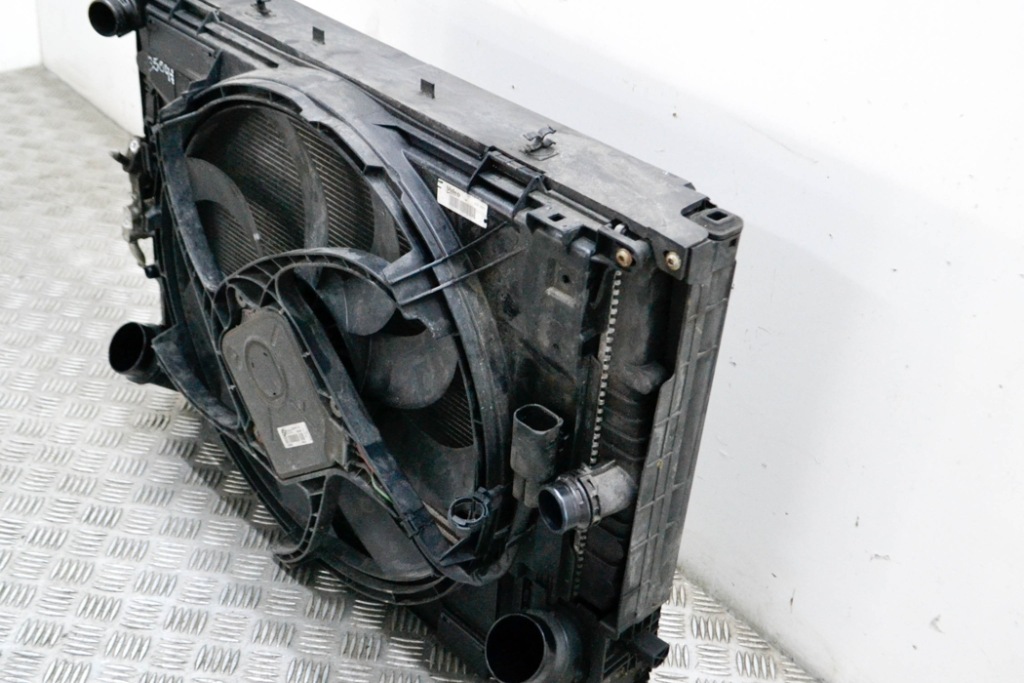 фото №5, Bmw 4 coupe f32 частини охолоджувальний 8641947 500.0925 8507422 3.00 дизель 190k