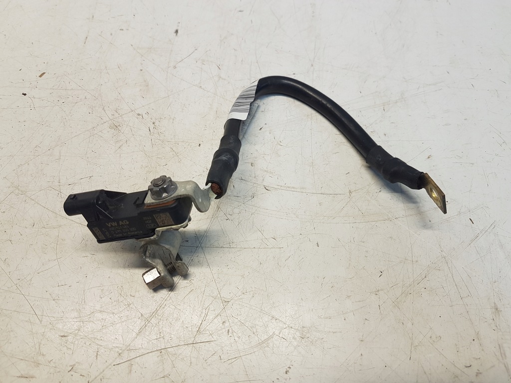 фото №1, Skoda scala клемма аккумулятор 2q0915181