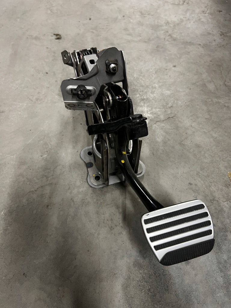 фото №1, Педаль тормоза infiniti q50