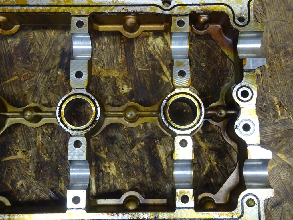 фото №10, Golf v audi tt 8j a3 8p 2.0 tfsi bwa головка рамка 06f103285 06f103373