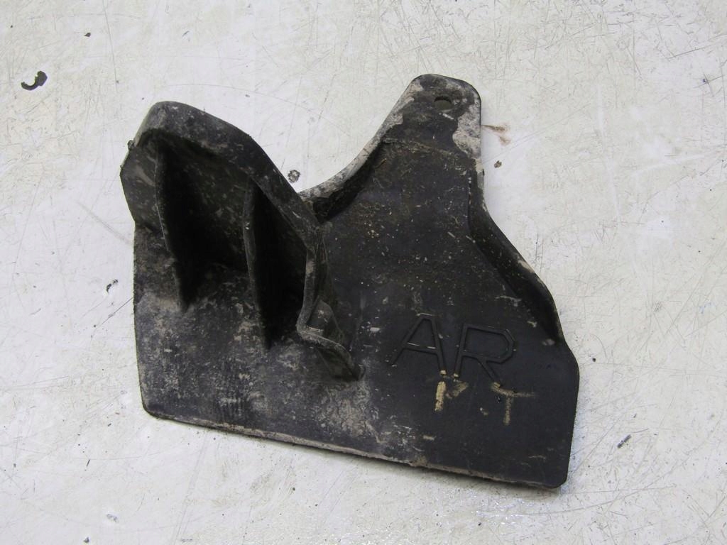 фото №1, Бризковик завершення поріг правий задня праве задні toyota auris ii