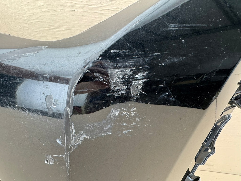 фото №12, Lexus ux 18r- уголок бампера перед левый передний 52113-76120