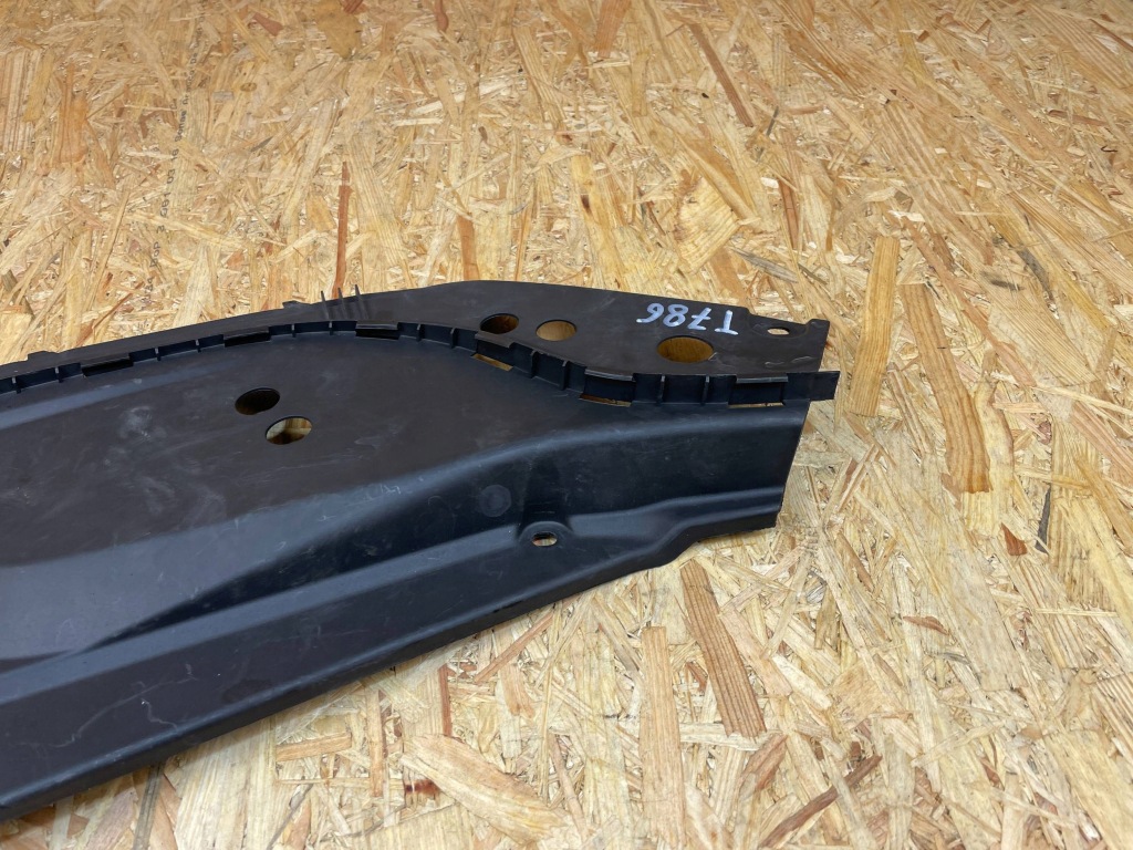 Накладка защита поперечина передний правая volvo xc90 ii 31442734 2015- Киев