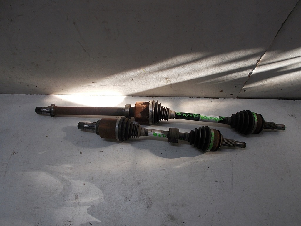 фото №2, Kadjar привідний вал ліва короткий 1.2 tce автоматична коробка передач