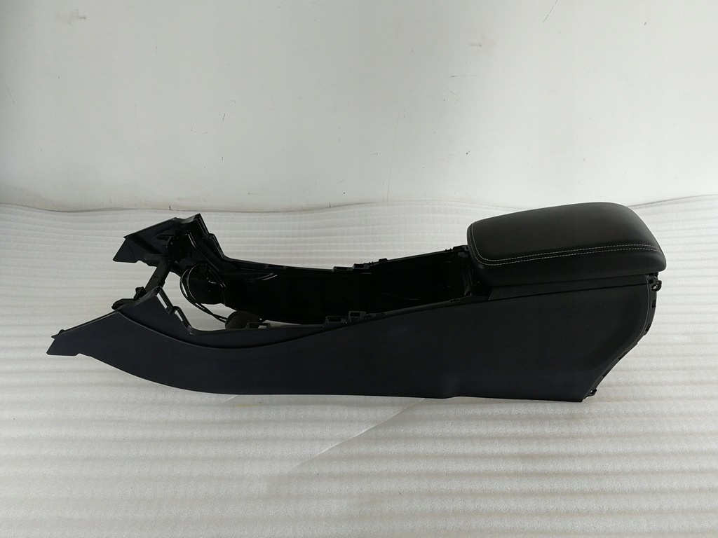 фото №1, Подлокотник mercedes a-klasa w176 usb