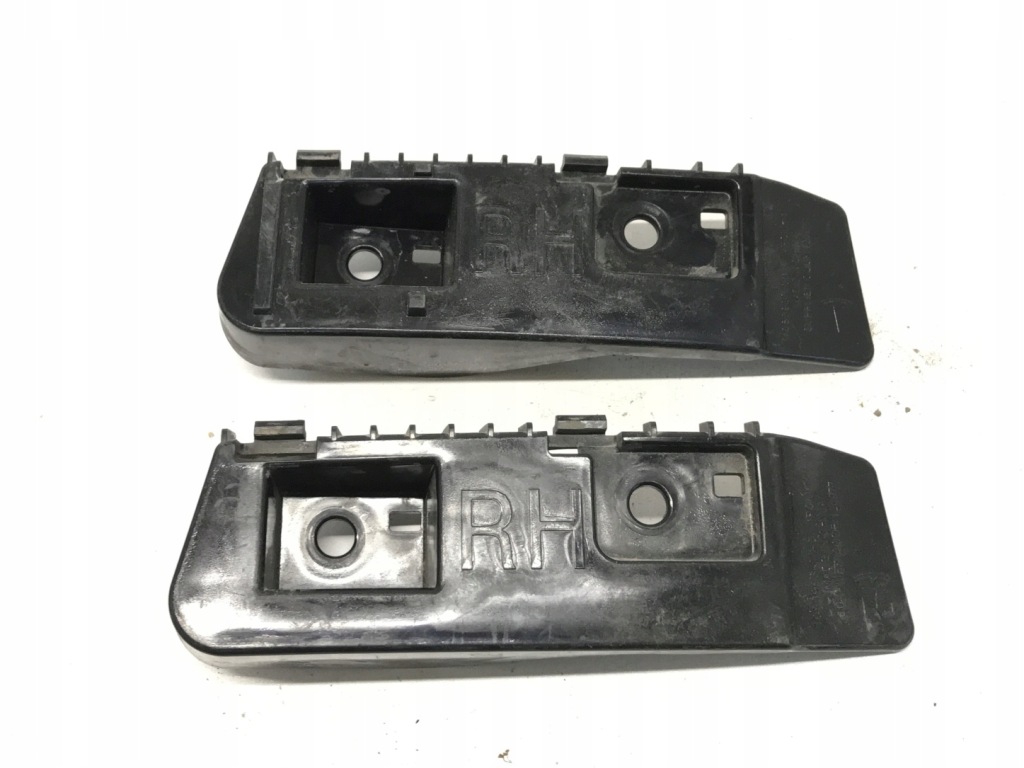 фото №1, Tesla 3 напрямна кронштейн бампера правий задня