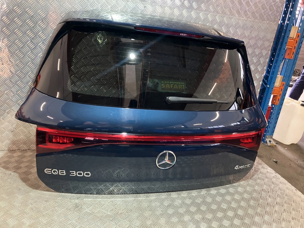 Кришка багажника багажника mercedes eqb x243 лак 667 комплектна в Україні