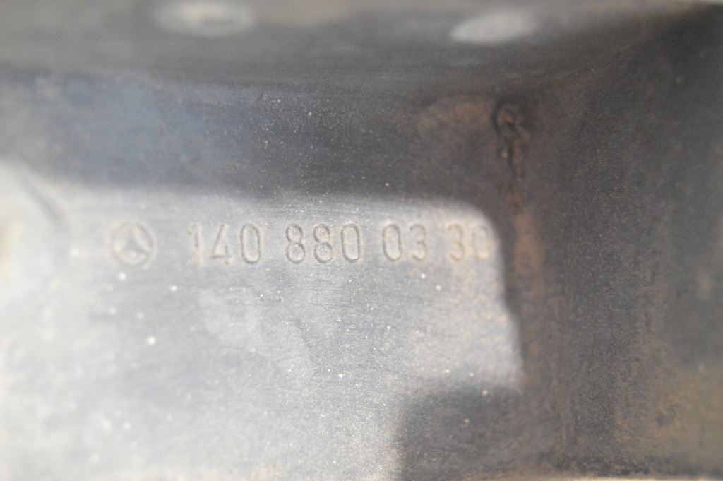 Направляющая кронштейн бампера левый задний  mercedes w140 s klasa рестайлинг  1408800330 Недорого