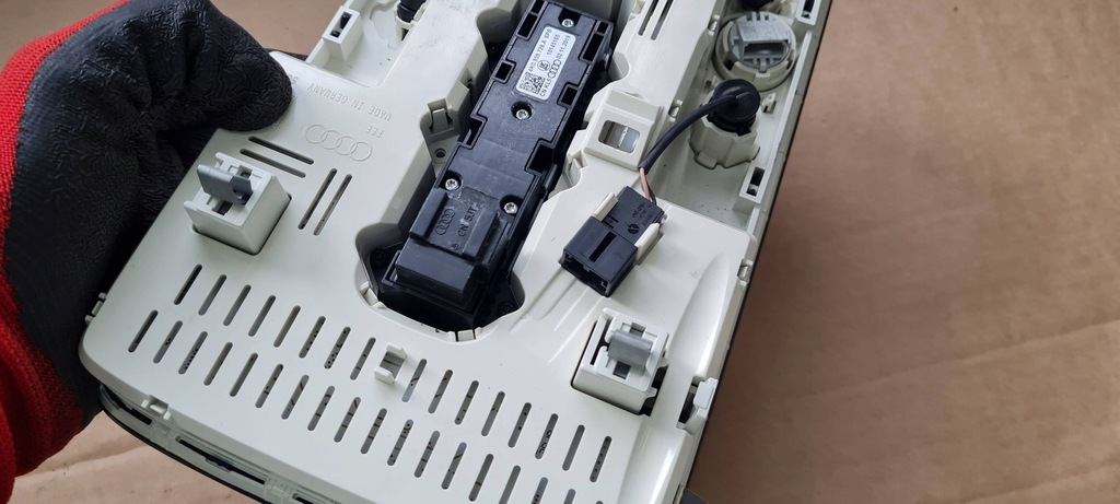 фото №11, Q3 83a лампа потолочный led pod люк sline czarna 81a947135t