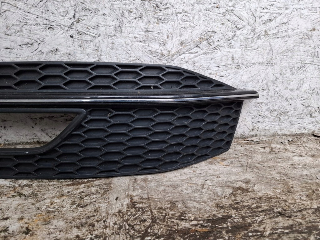 фото №4, Audi a4 s4 s-line lift 2012-16 rok 8k0807681l решётка бампера левая