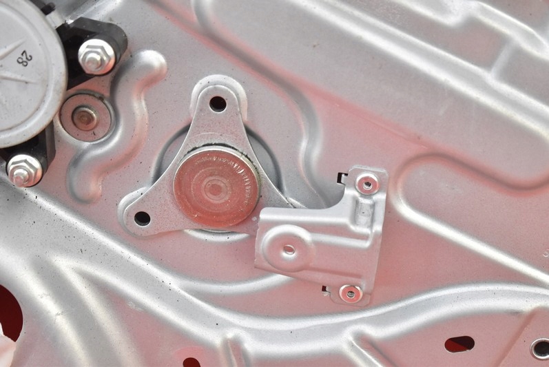 фото №4, Подъемник стекло правый задняя kia soul 1 i