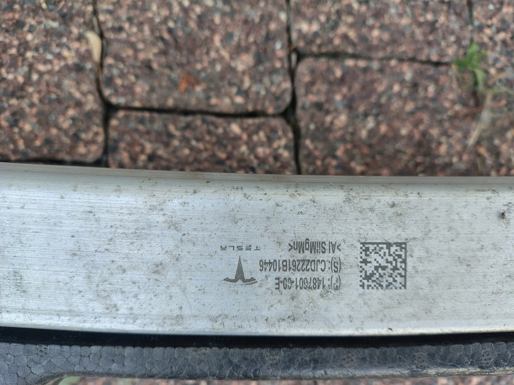 фото №13, Tesla y бампер+ балка tesla y перед