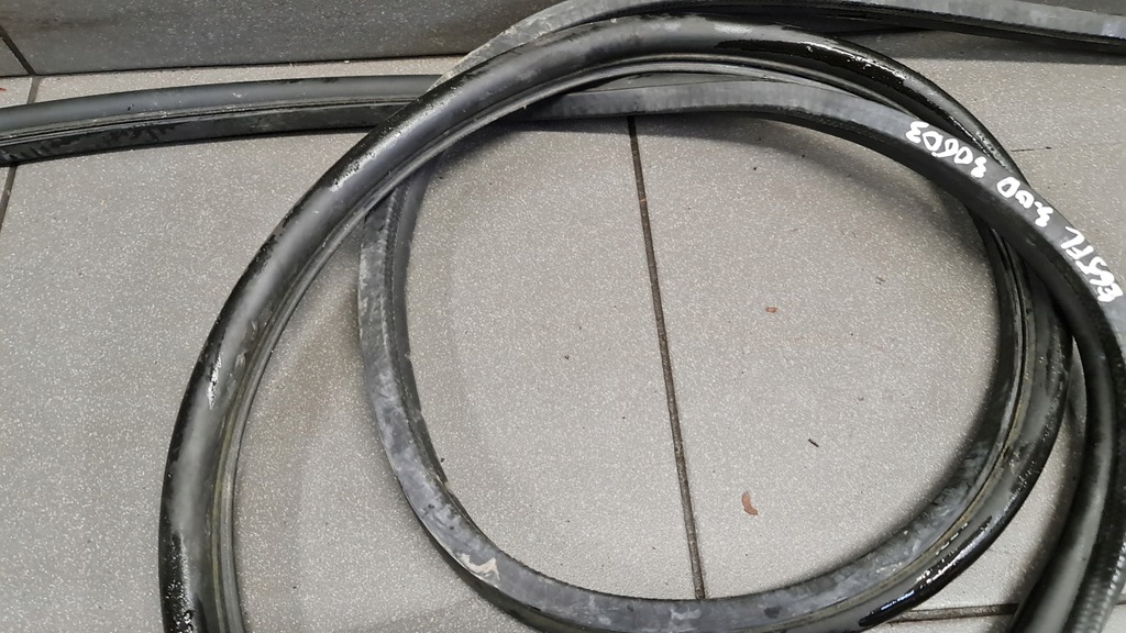 фото №5, Прокладка капот bmw 7 e65 lift 3.0d 7019966