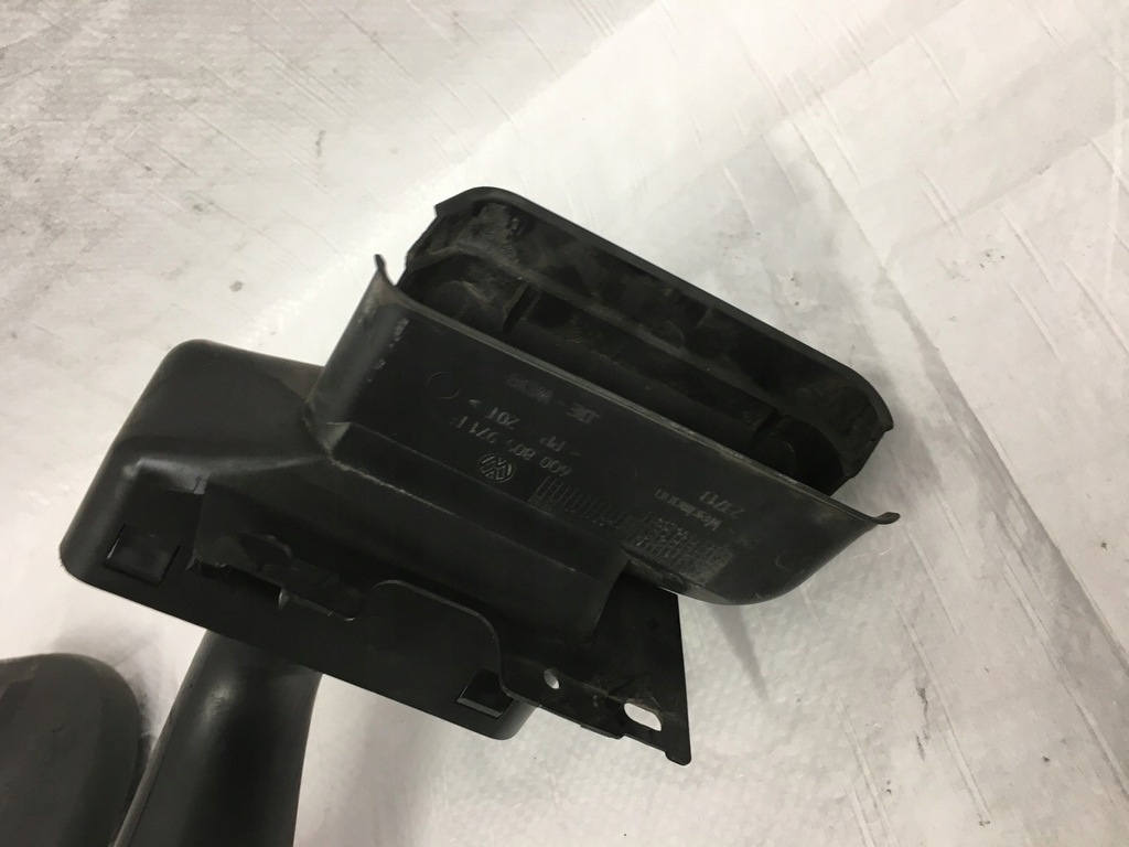 фото №12, Воздухозаборник воздуха 6y0129618a skoda fabia vw fox 2003-2011