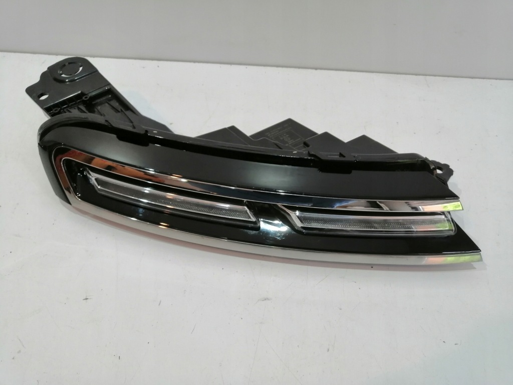 фото №2, Citroen c5 aircross лампа передня права led drl