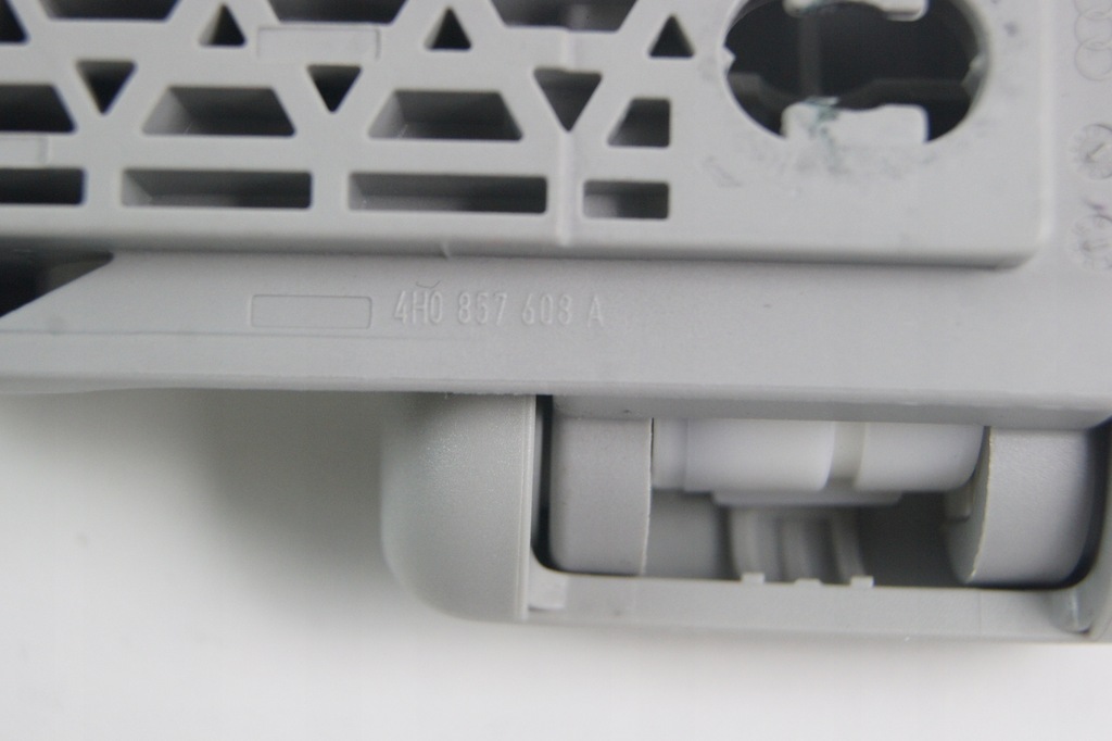 фото №4, Gd audi a8 d4 ручка потолочный 4h0857608a