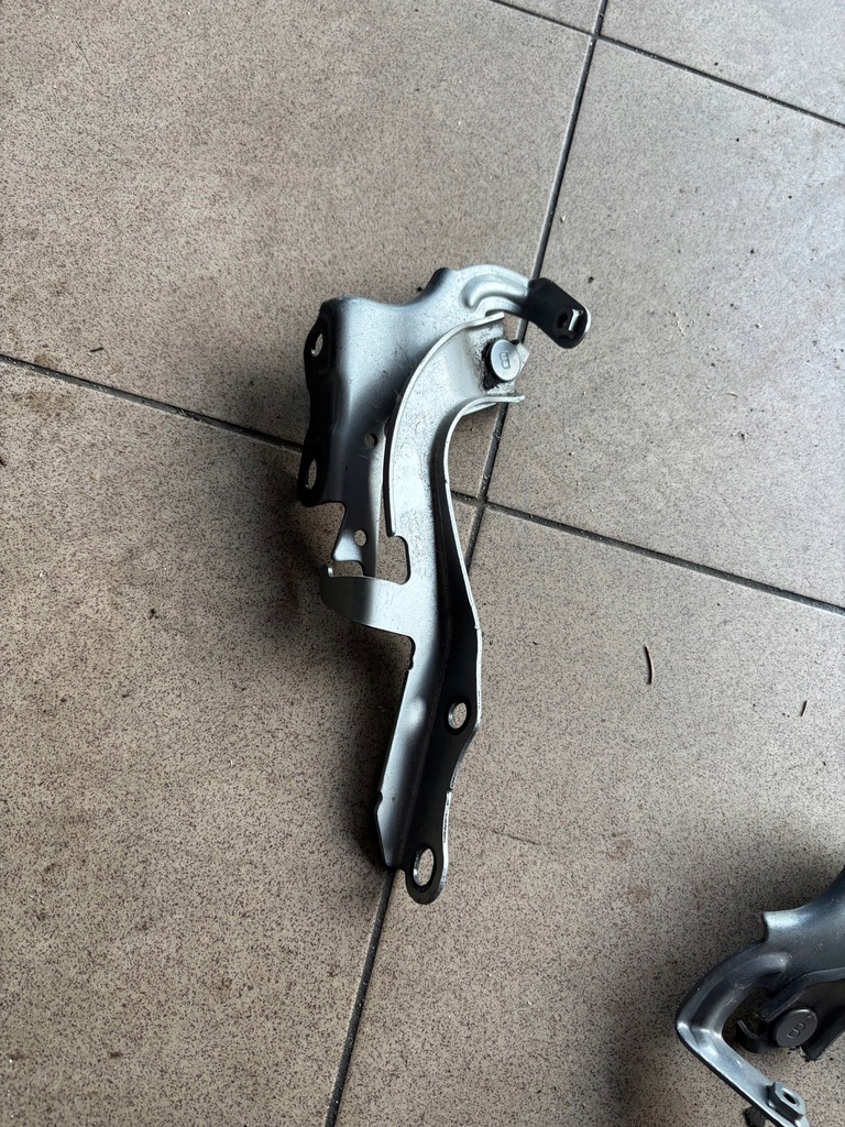 фото №5, Lexus rx iv 450h петля капот правый