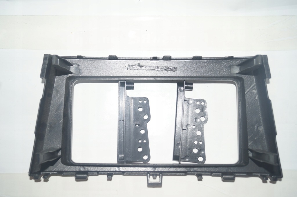 фото №2, Рамка панель радио toyota avensis 2009-
