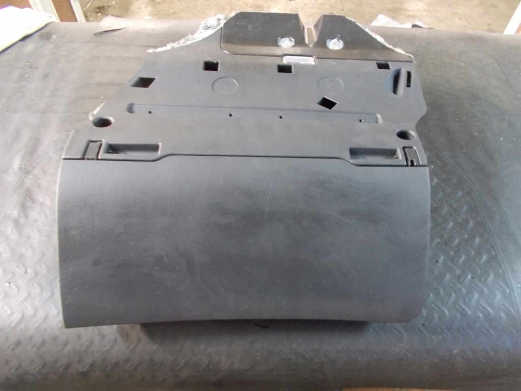 фото №1, Showek audi a6 c6 europa