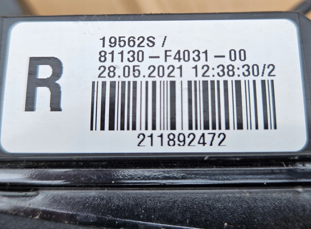 фото №9, Toyota chr c-hr лампа правая 81130-f4031