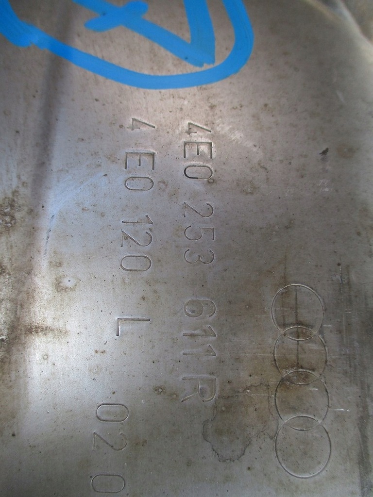 фото №4, Гаситель выхлоп audi a8 4e0 4e0253612e 4e0253611r