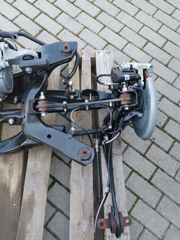 фото №6, Outlander iii phev гибрид подвеска задняя задние полный двигатель мост