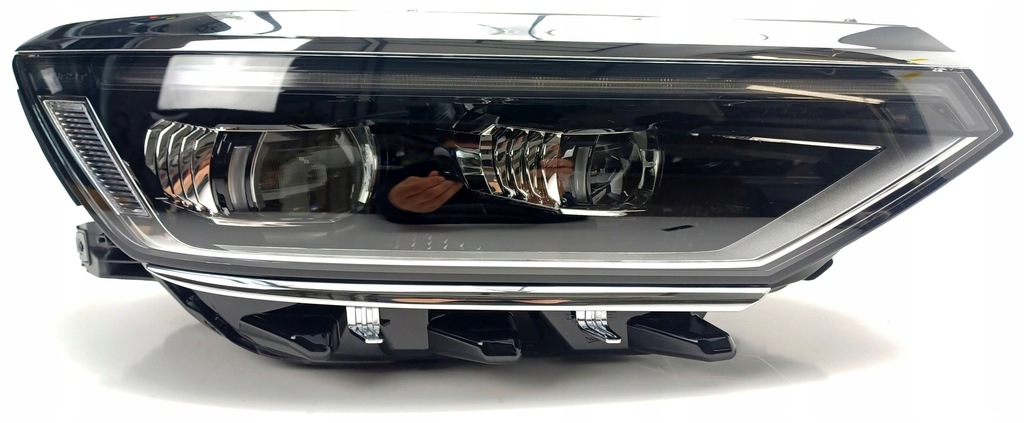 фото №1, Лампа права vw passat b8 3g 18- lift full led iq