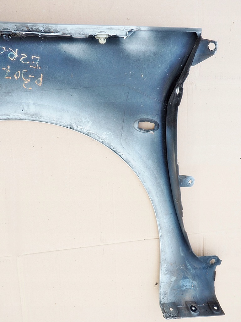 фото №6, Peugeot 307 крыло правый перед передний лак ezrc оригинал