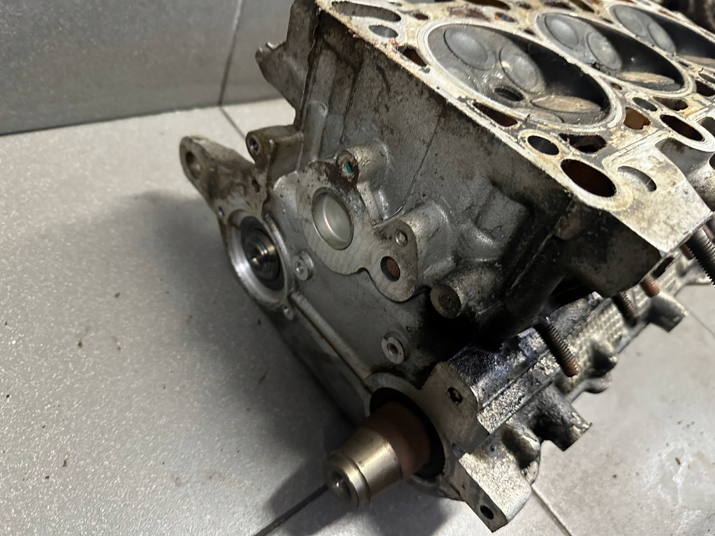 фото №11, Головка комплектна з привод права audi a8 d2 2.8 amx 078103373ah