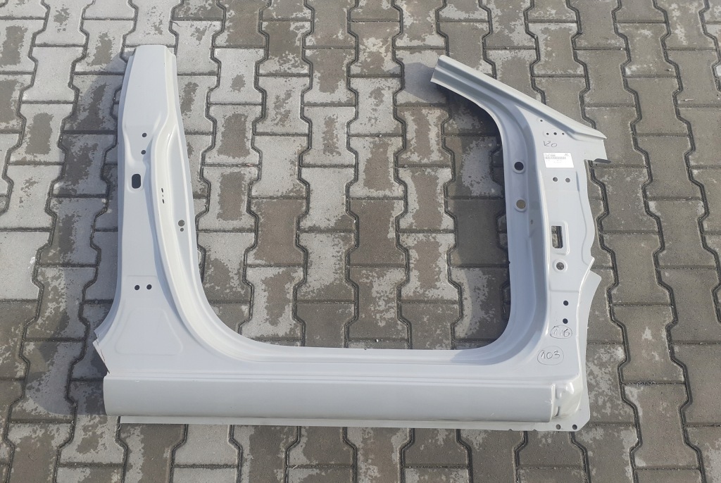 фото №1, Hyundai i20 ii 14- поріг блок двигуна правий обшивка