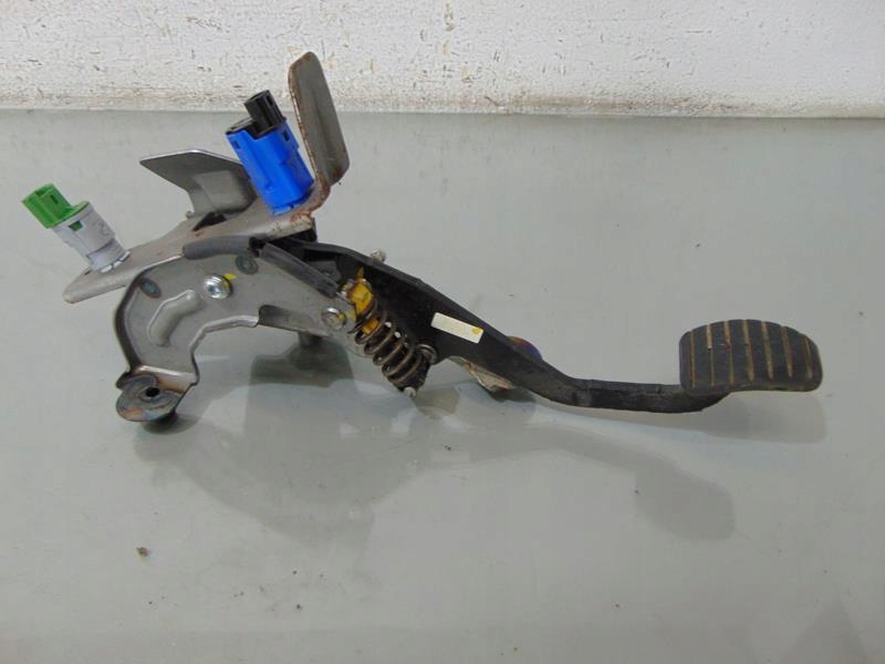 фото №3, Педаль зчеплення renault clio iv 1.5 dci