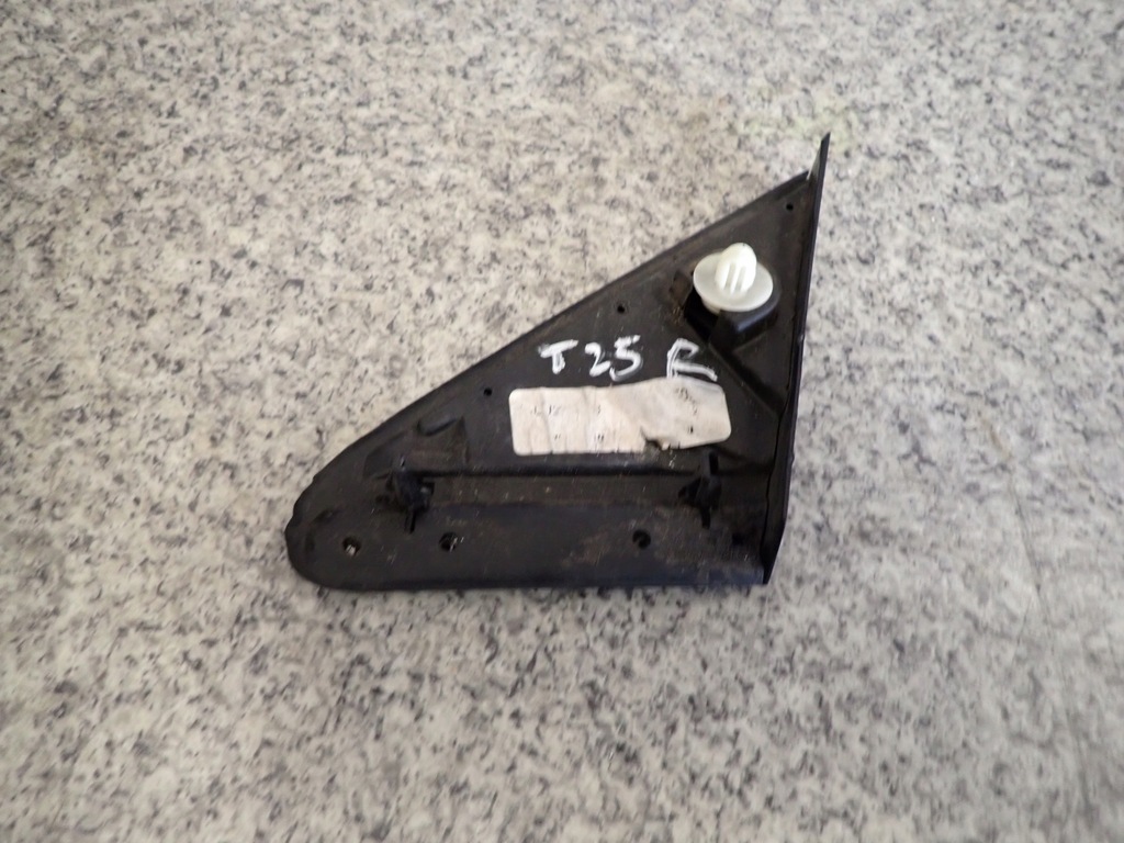 фото №6, Toyota avensis t25 02-07 заглушка крыла решётка