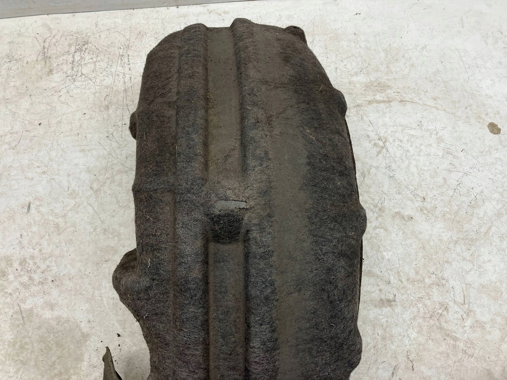 фото №5, Avensis t27 підкрилок задні правий задня матеріал