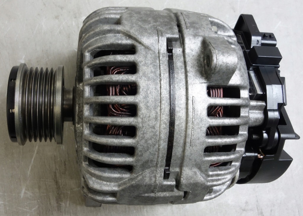 Купити Renault megane clio scenic kango 1.5dci 0124525139 bosch 150a генератор