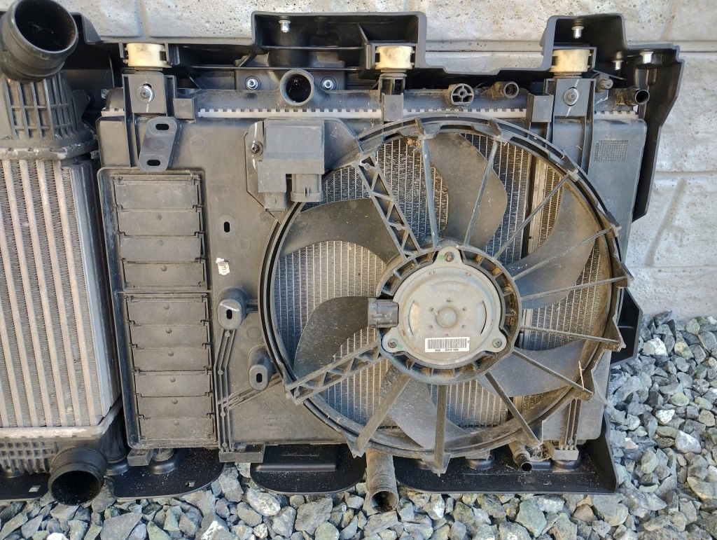 фото №5, Pas передний радиатор 508 i rxh sw гибрид #2527