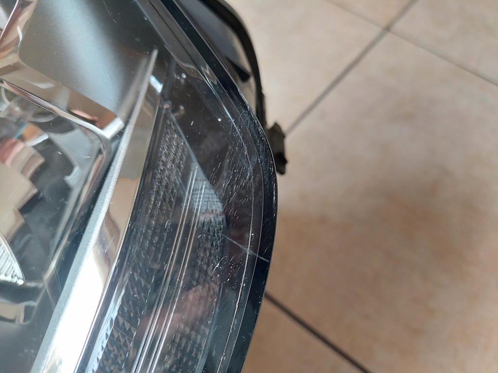 фото №6, Лампа - левый перед - обычная - audi q2 - 81a