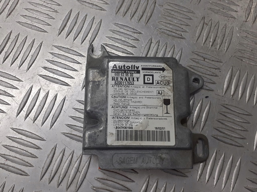 фото №1, Модуль подушка безопасности renault megane i 2.0 8200117653