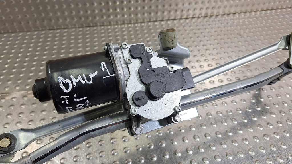 фото №8, Механизм моторчик дворник перед 7193036 bmw 1 e81 lift e87 europa