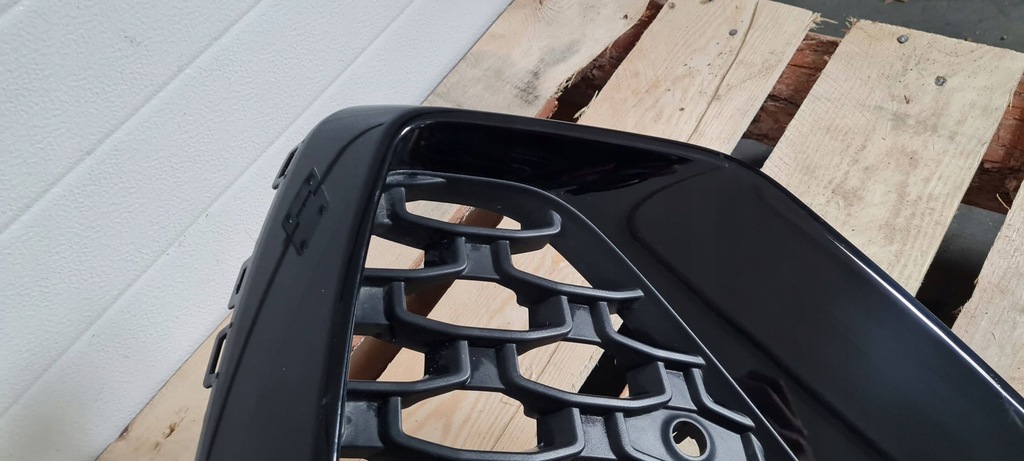 фото №10, Sq8 4m q8 решётка бампера правая правый перед sline czarna 4m8853054a