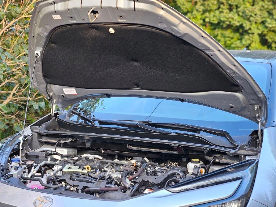 фото №6, Шумоизоляция капот toyota chr новый model 2024 2025