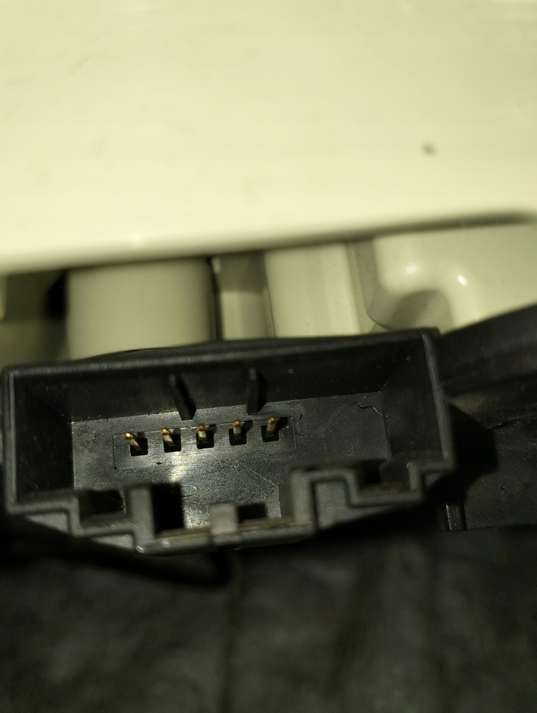 фото №14, Audi a4 b8 2007-2015 лампа стельовий 8t0947135b