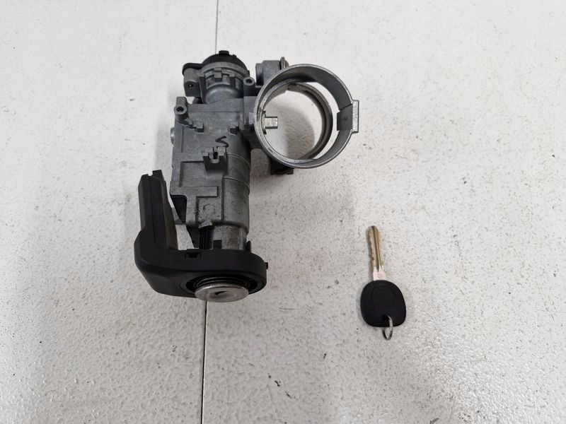 фото №1, Chevrolet hhr замок зажигания ключ 25807440 23228993