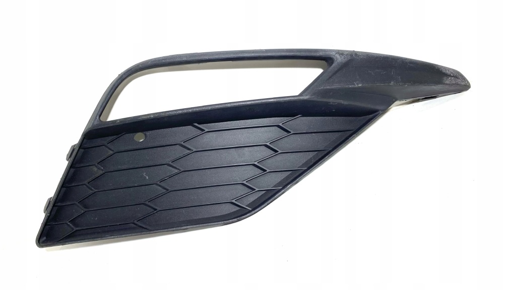 Купити Решітка бампера seat leon 3 рестайлінг  5fa853666h правий