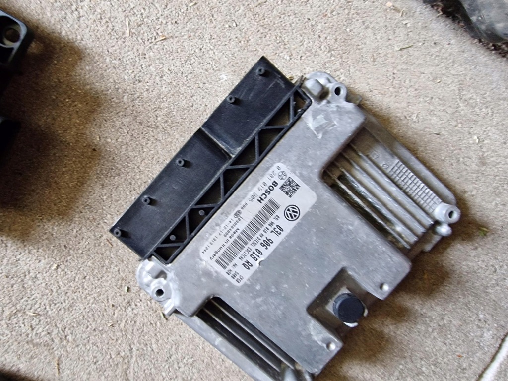 фото №1, Бортовой компьютер skoda superb ii lift 03l906018rq