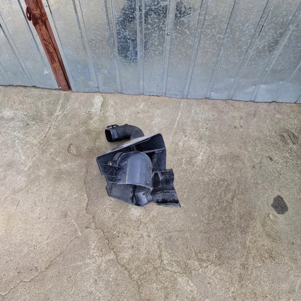 фото №1, Впуск труба повітря trafic iii 1,6d 960155230r 165555514r