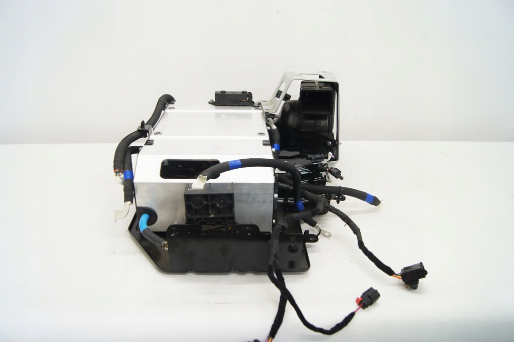 фото №5, Аккумулятор аккумулятор гибрид 48v maserati levante gt