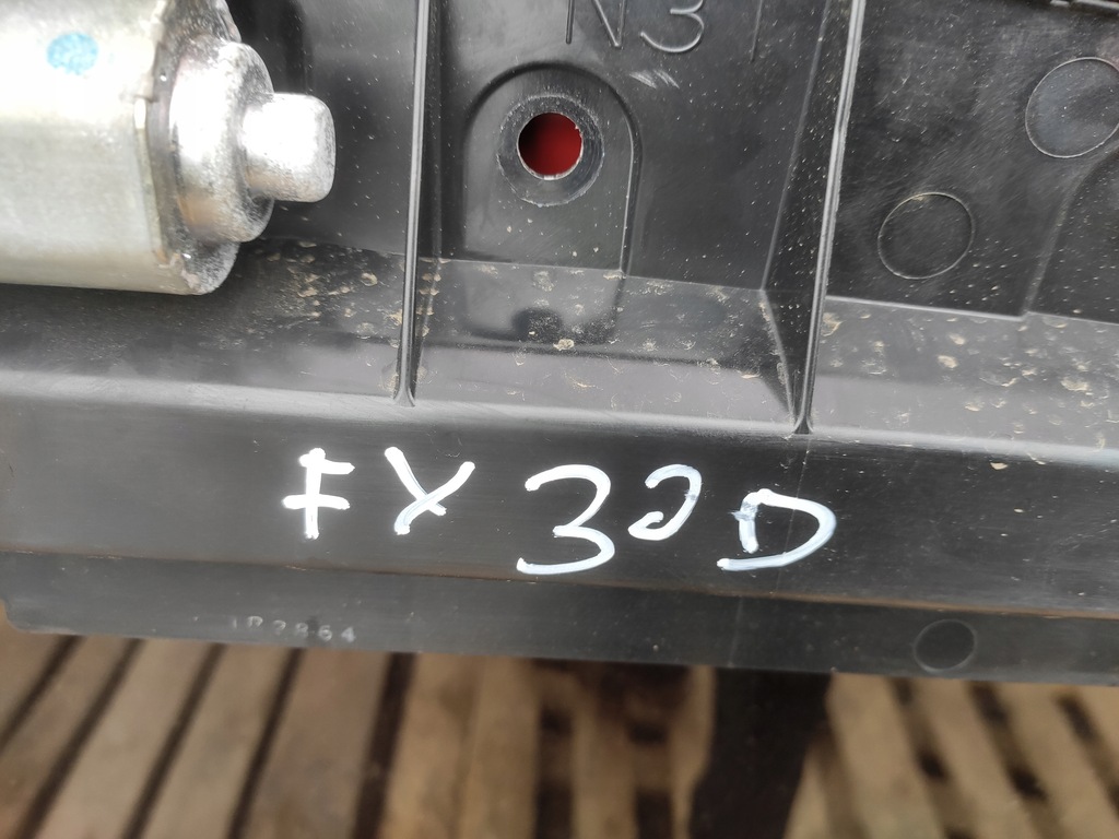 фото №11, Infiniti fx30d fx35 qx70 люк kompletny оригинал состояние