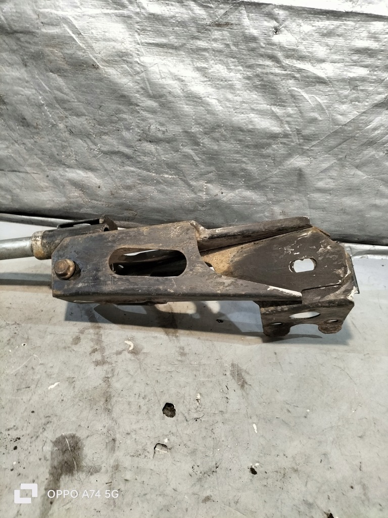 фото №14, Болт кріпильна важіль правий перед nissan interstar 2.5dci 7700308893 a