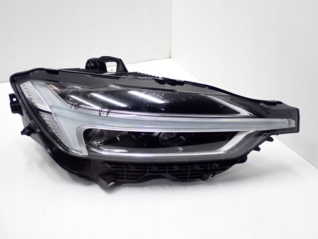 фото №11, Kompletny перед капот бампер europa оригинал volvo xc60 ii 717-46 18r